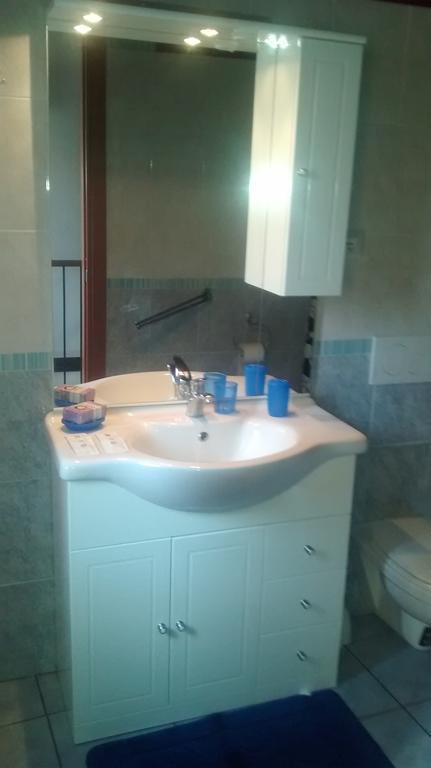Click Center Apartment Catania Phòng bức ảnh